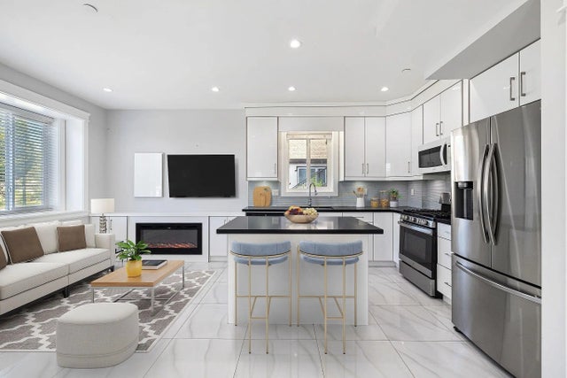 2430 E 41 Street 1, Vancouver